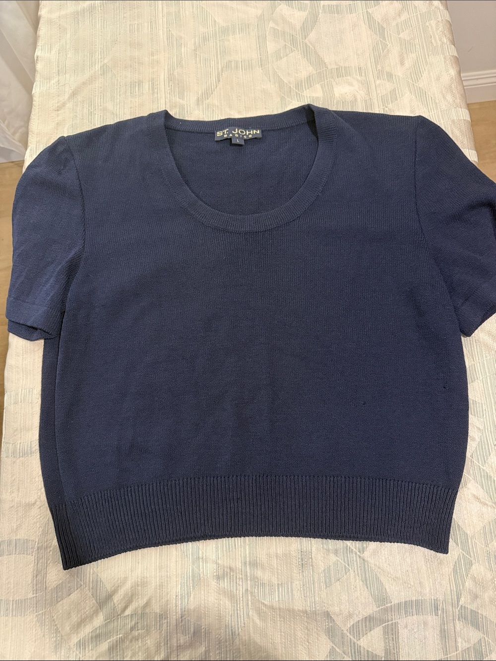 St John basics scoop neck knit top